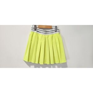Wilson Youth Girl Small  Tennis Neon Yellow Skirt Athletic Built Shorts/Packets